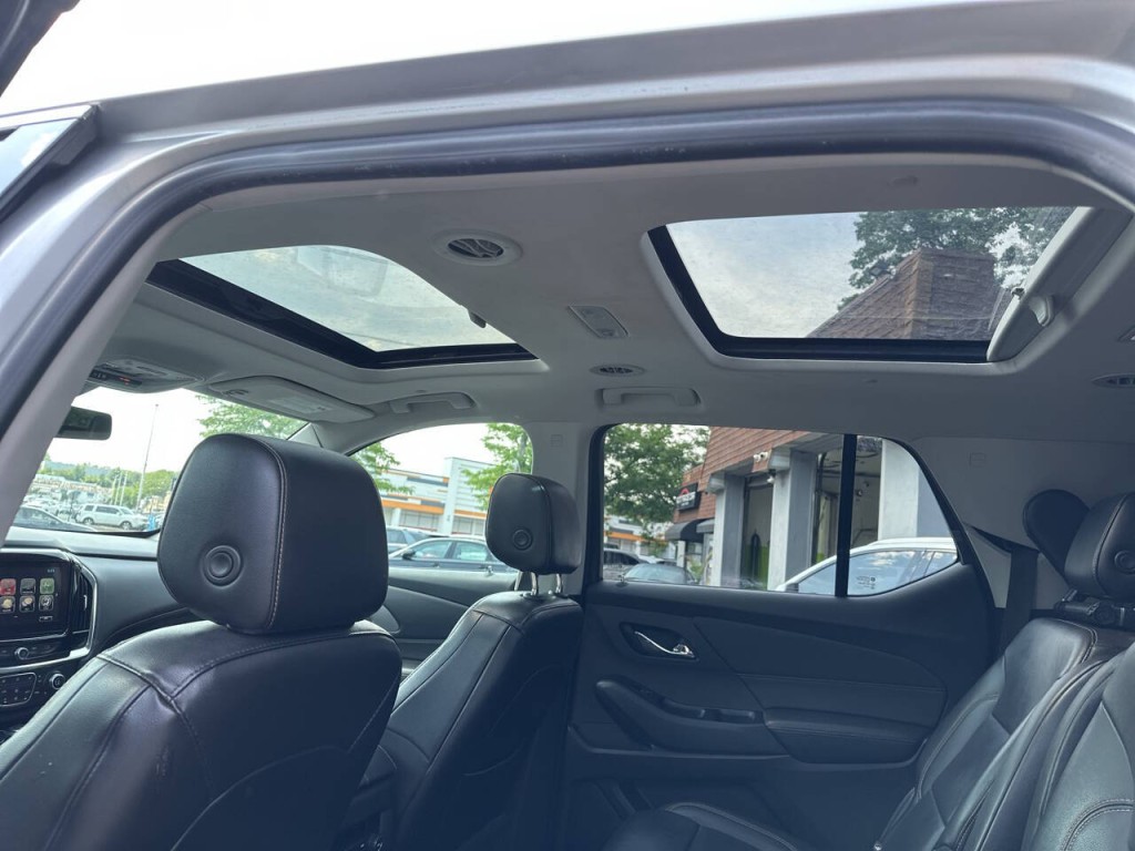 2018 Chevrolet Traverse Image 15