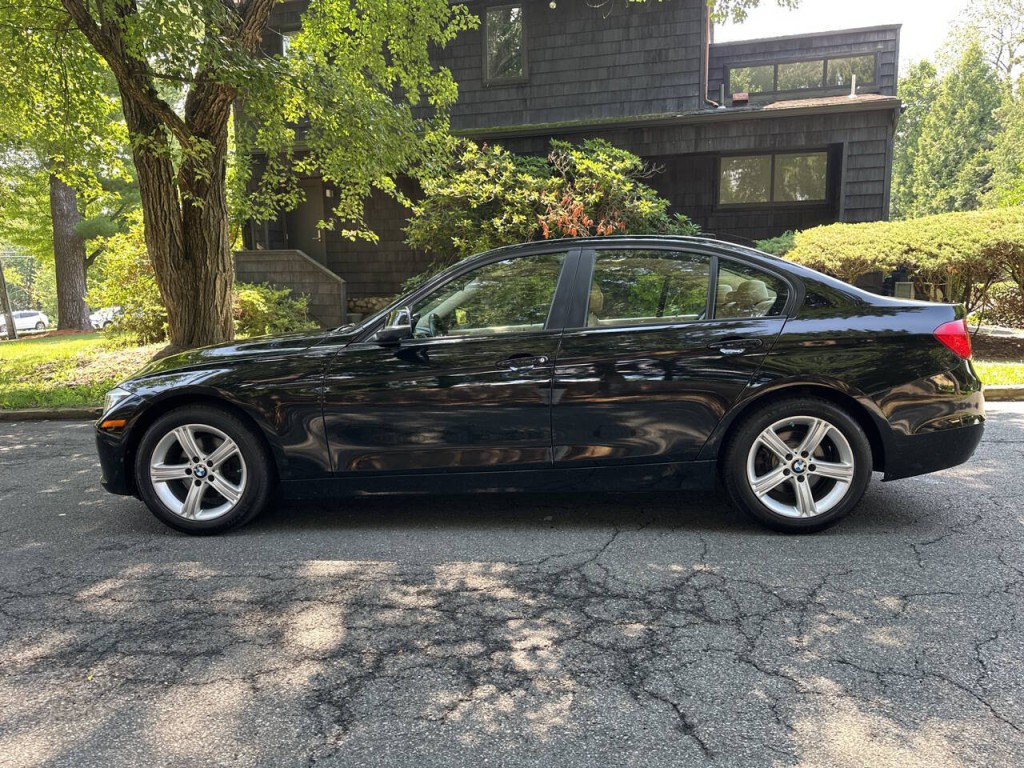 2014 BMW 3 Series Image 7