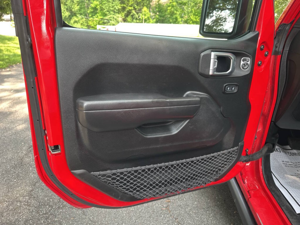 2020 Jeep Wrangler Unlimited Image 17