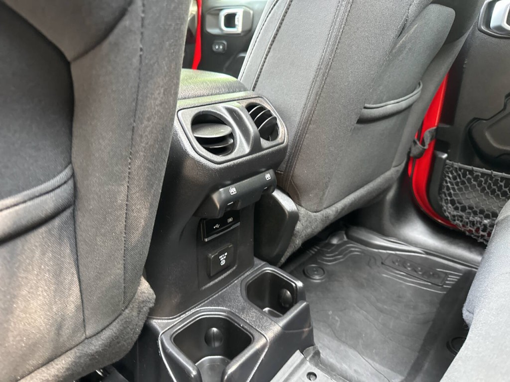 2020 Jeep Wrangler Unlimited Image 20