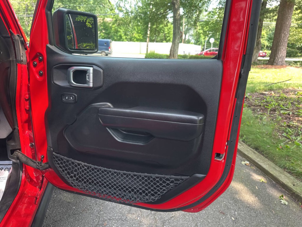 2020 Jeep Wrangler Unlimited Image 24