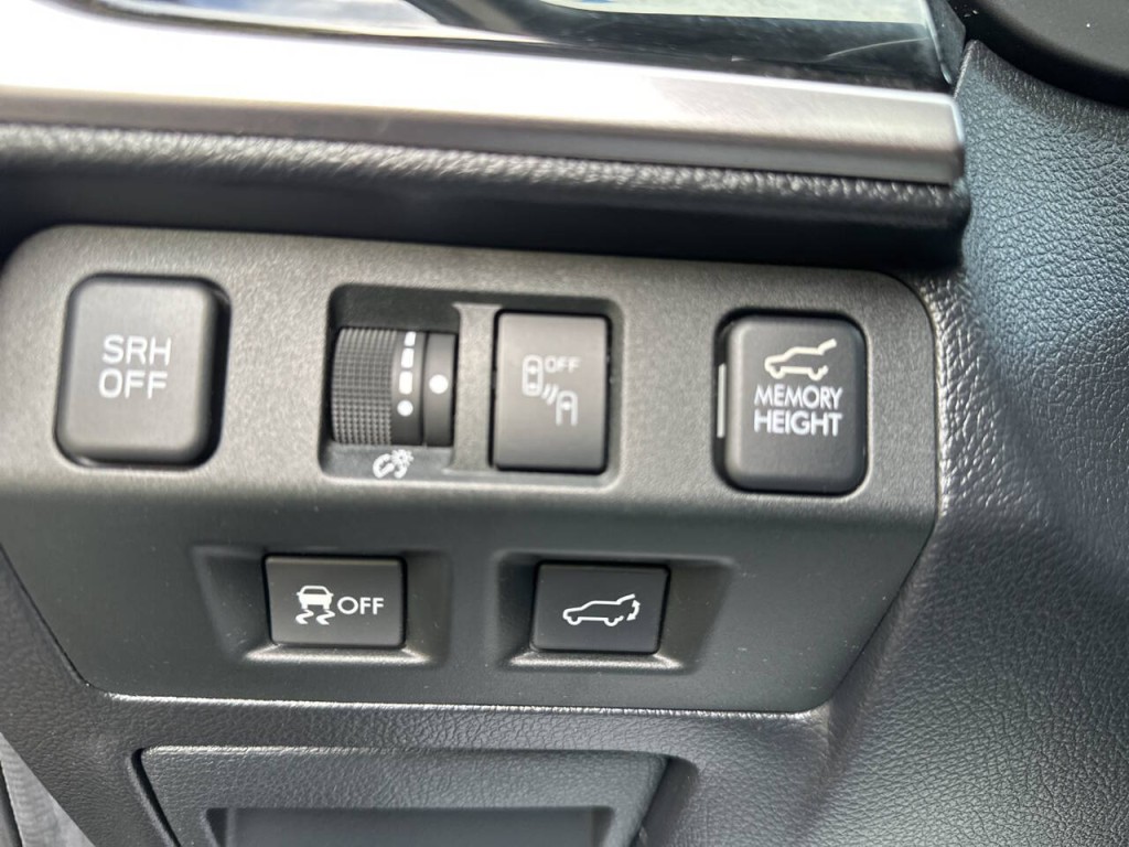 2018 Subaru Forester Image 16