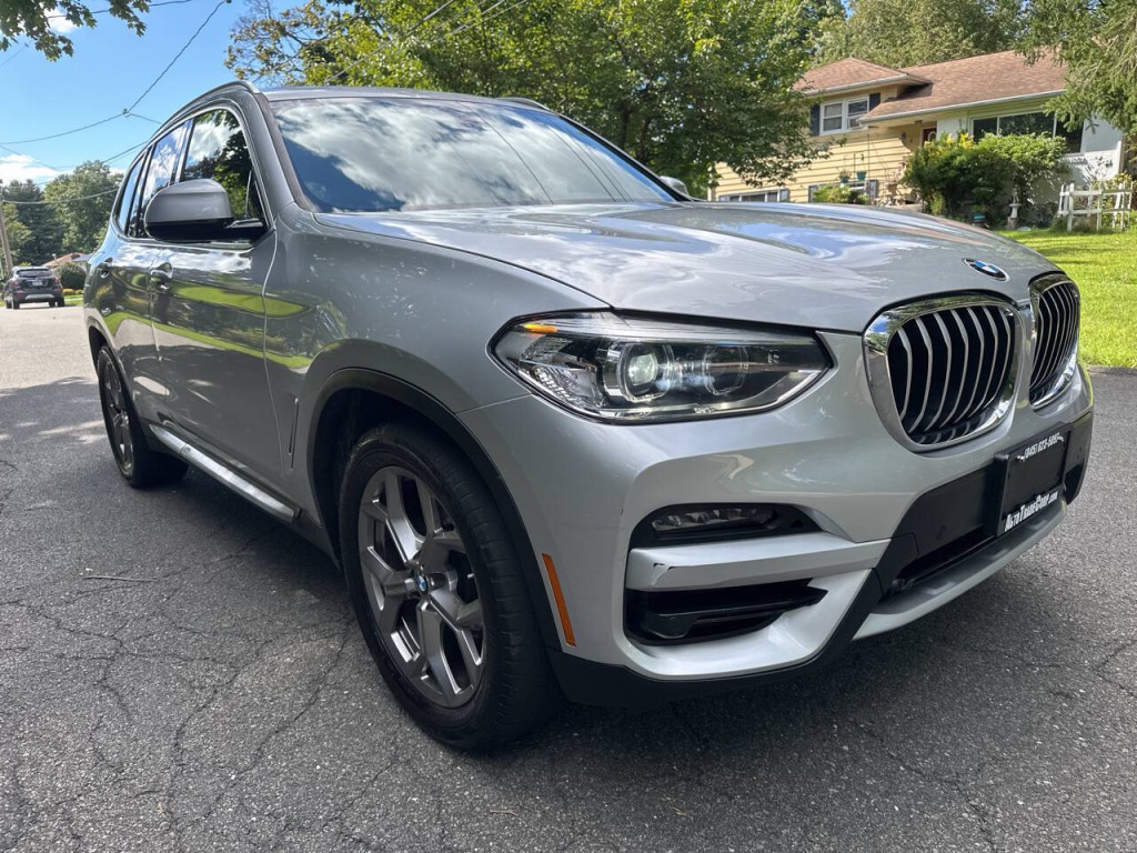 2021 BMW X3 Image 2