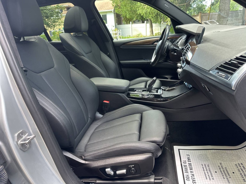 2021 BMW X3 Image 24