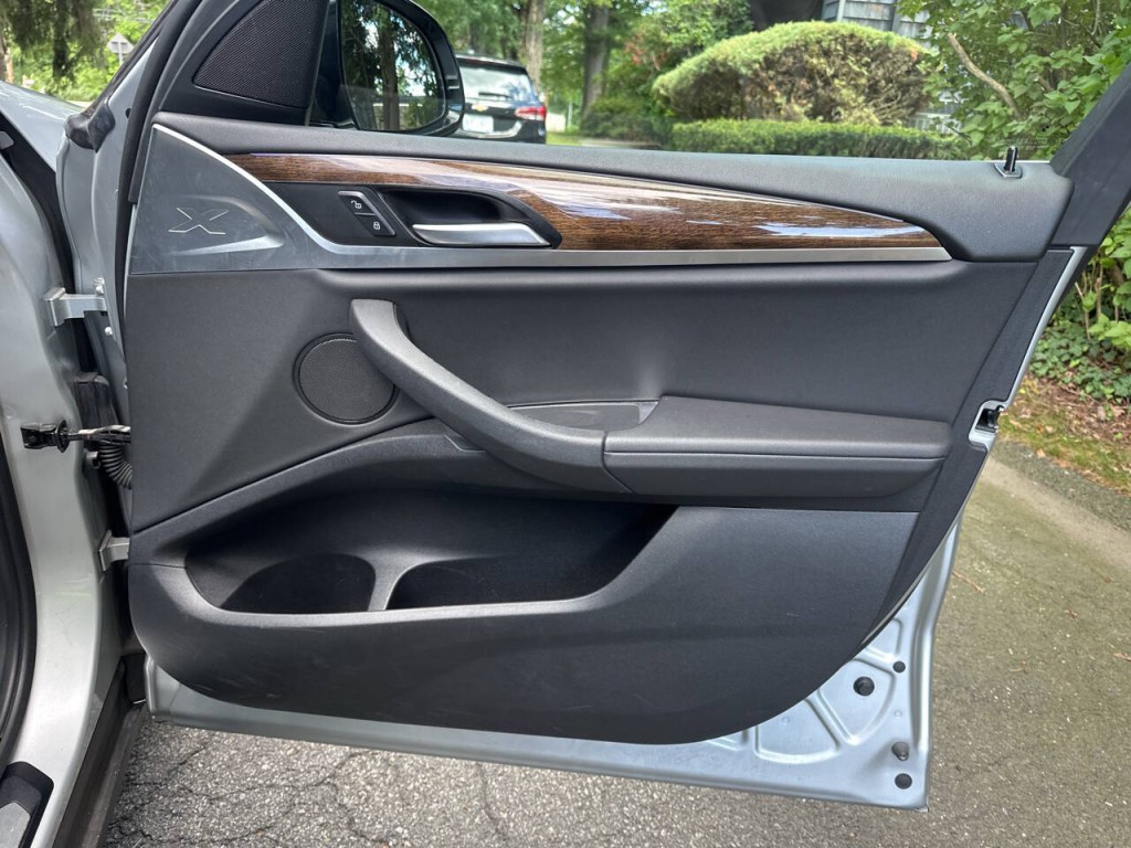 2021 BMW X3 Image 26