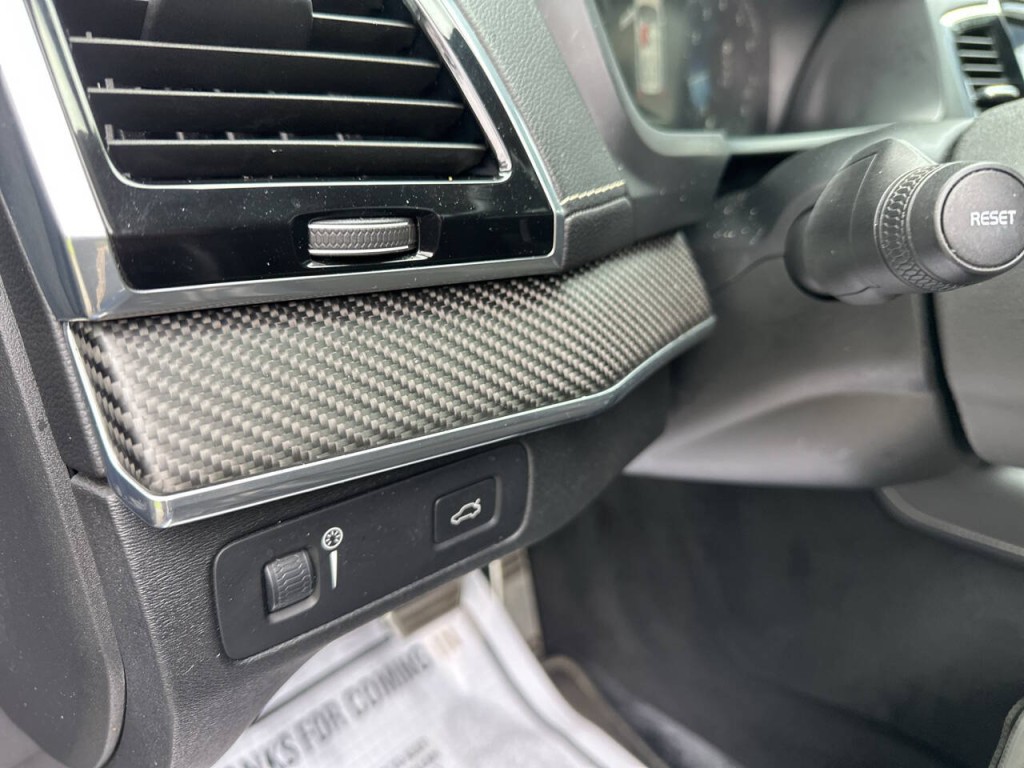 2019 Volvo XC90 Image 16