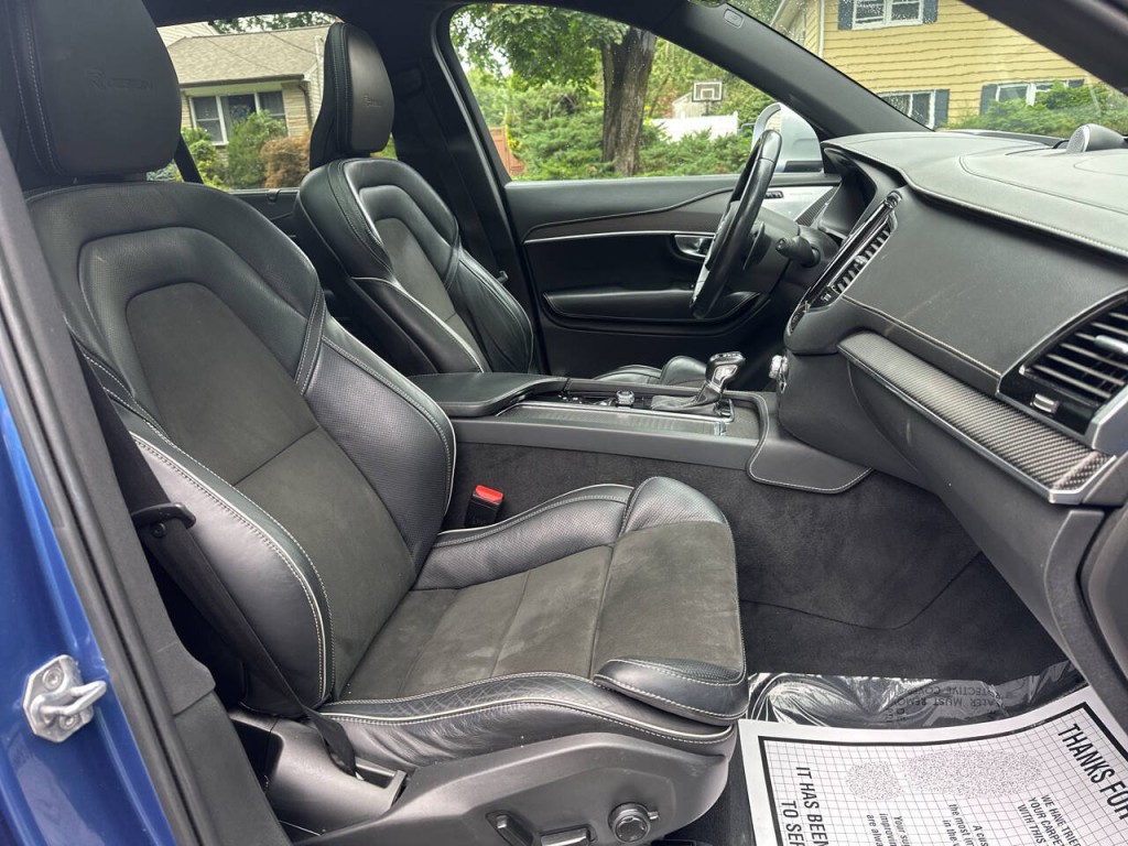 2019 Volvo XC90 Image 24