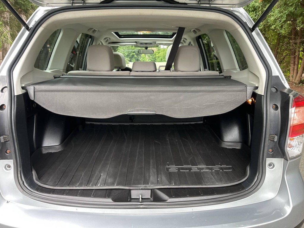 2017 Subaru Forester Image 24