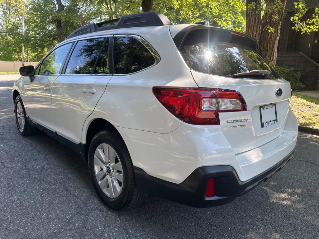 2019 Subaru Outback Image 7