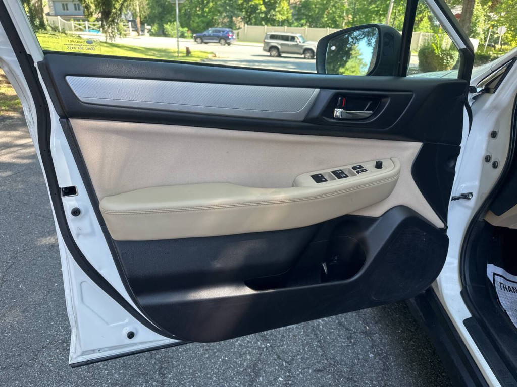 2019 Subaru Outback Image 18