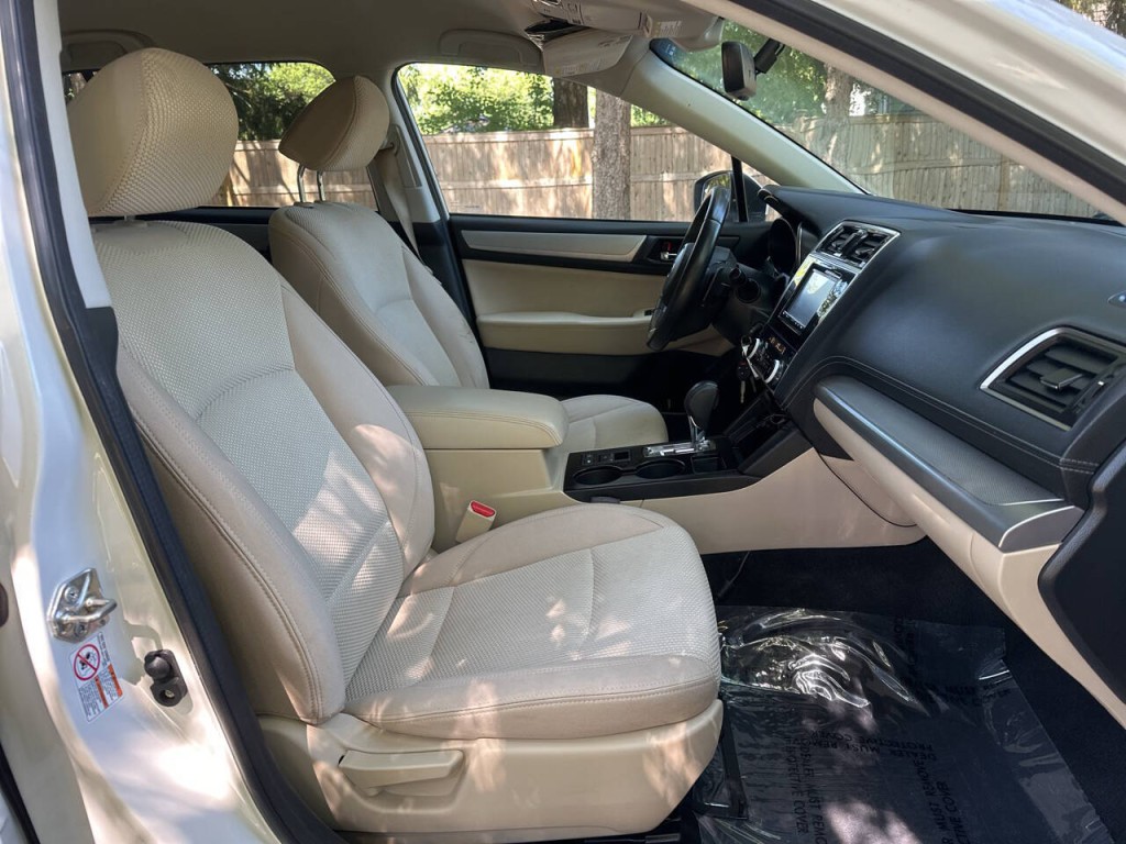 2019 Subaru Outback Image 21