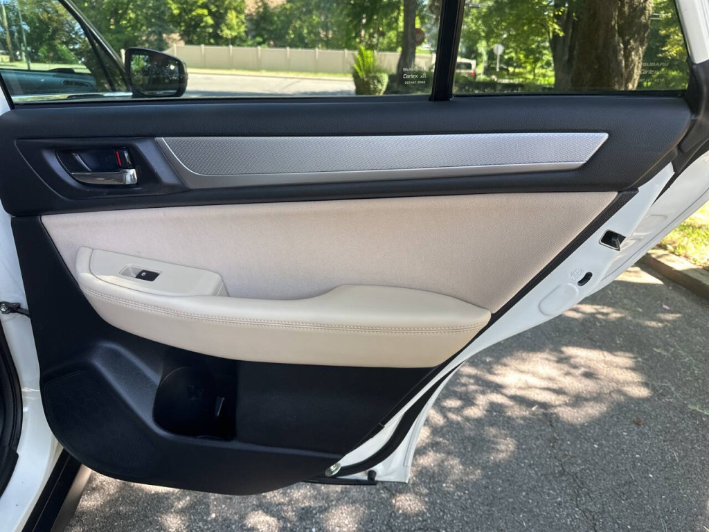 2019 Subaru Outback Image 25