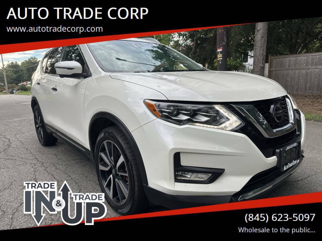2018 Nissan Rogue Image 1
