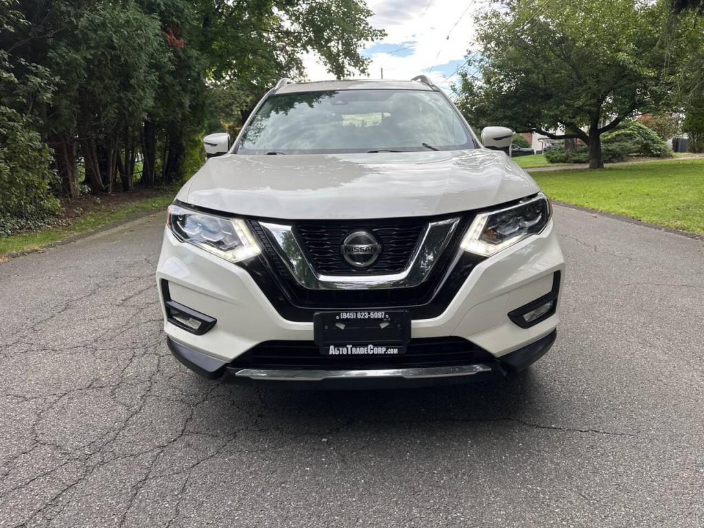 2018 Nissan Rogue Image 9
