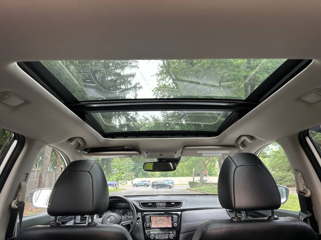 2018 Nissan Rogue Image 29