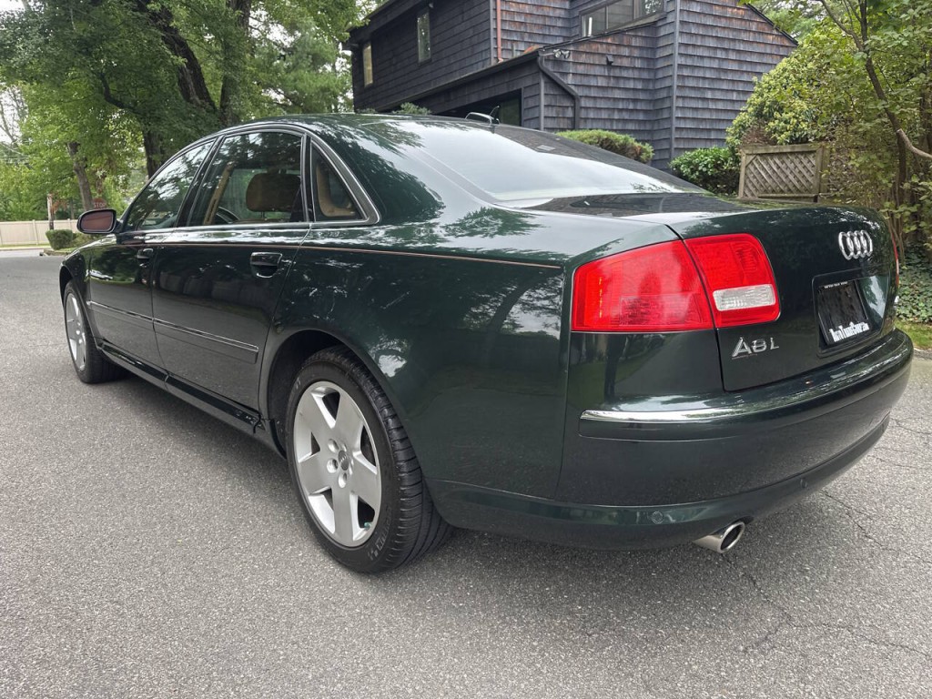 2004 Audi A8 Image 6