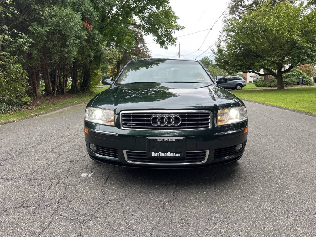 2004 Audi A8 Image 9