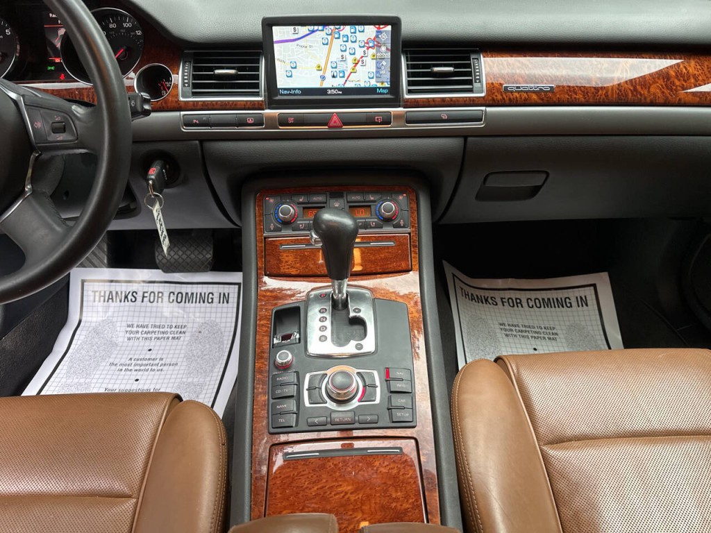 2004 Audi A8 Image 13