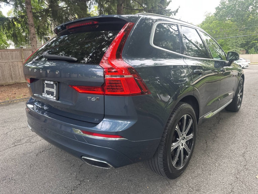 2021 Volvo XC60 Image 4
