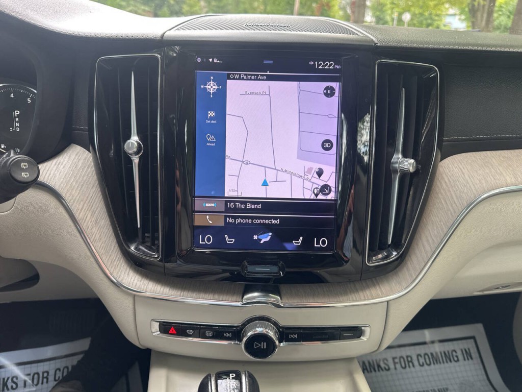 2021 Volvo XC60 Image 14