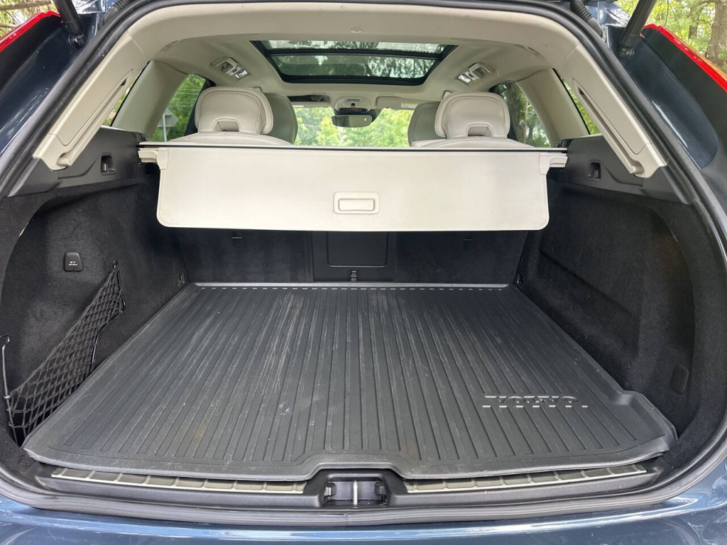 2021 Volvo XC60 Image 27