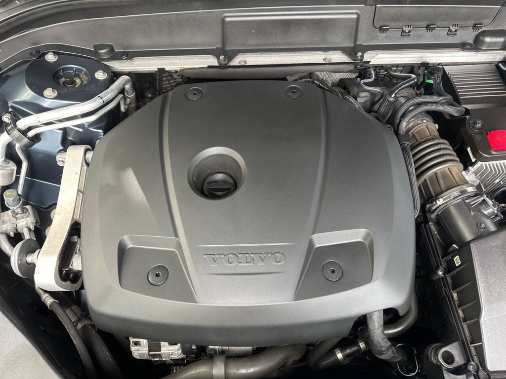 2021 Volvo XC60 Image 29