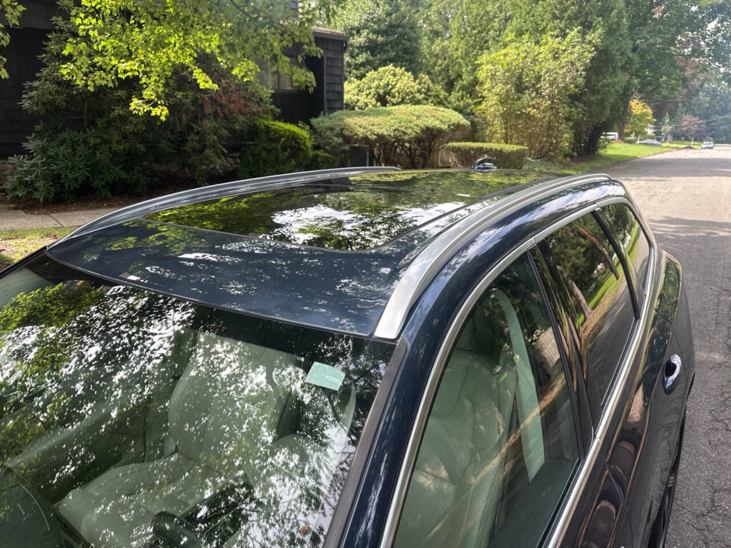 2021 Volvo XC60 Image 31