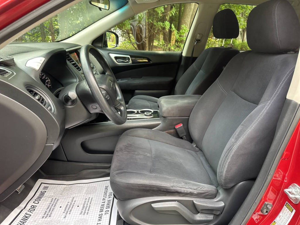 2013 Nissan Pathfinder Image 10