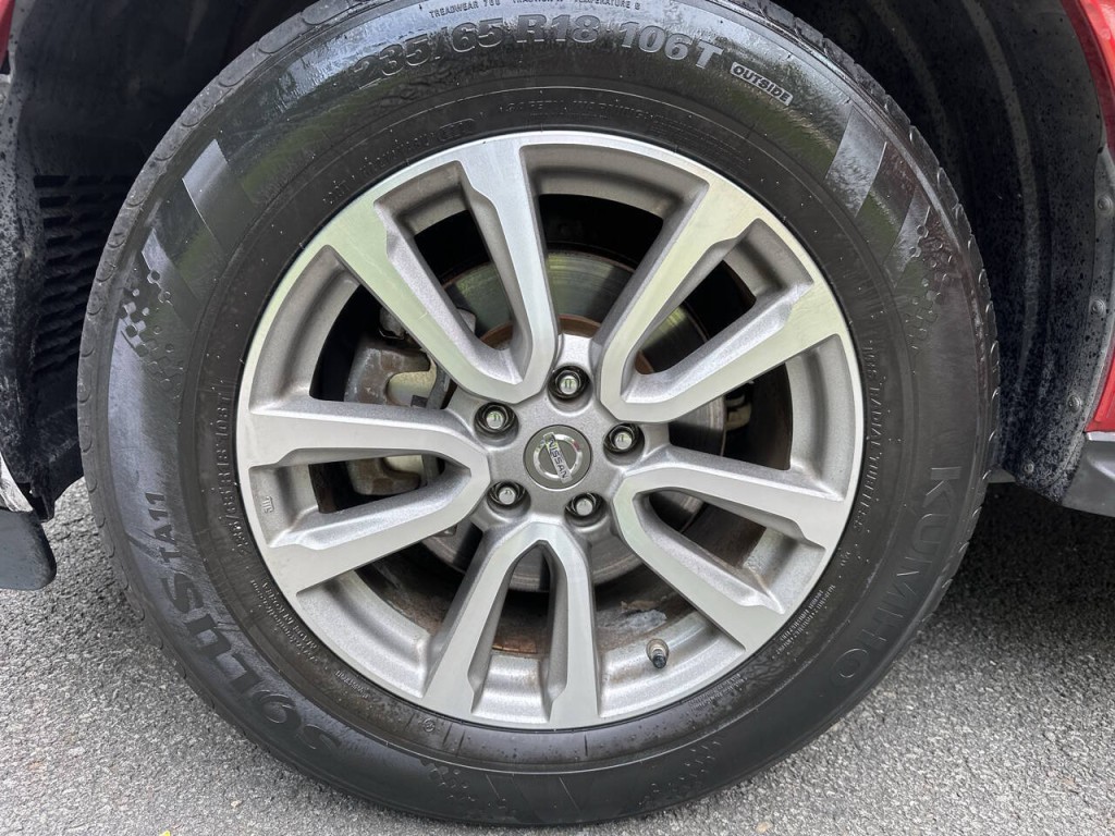 2013 Nissan Pathfinder Image 25