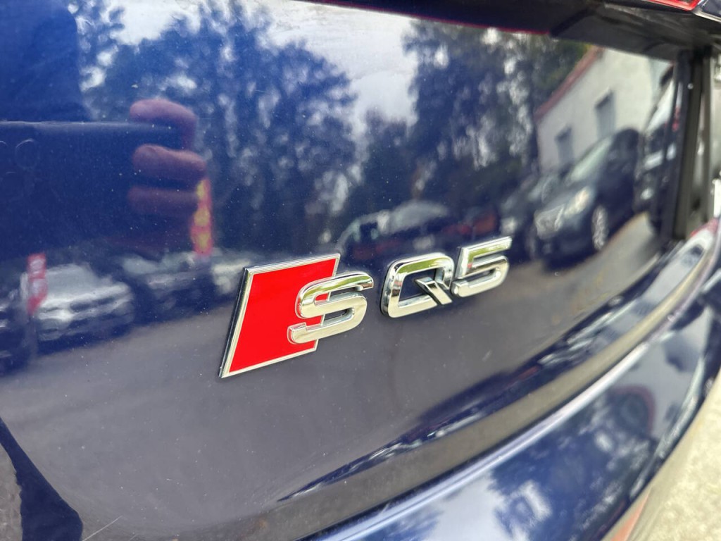 2018 Audi Q5 Image 32