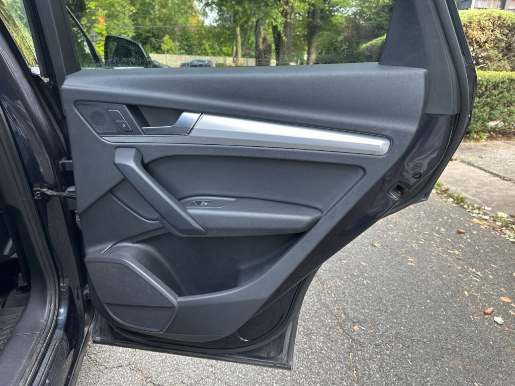 2018 Audi Q5 Image 23