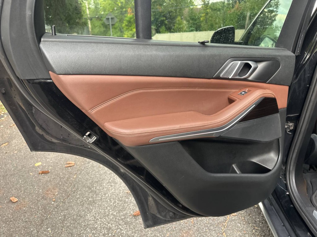 2019 BMW X5 Image 24