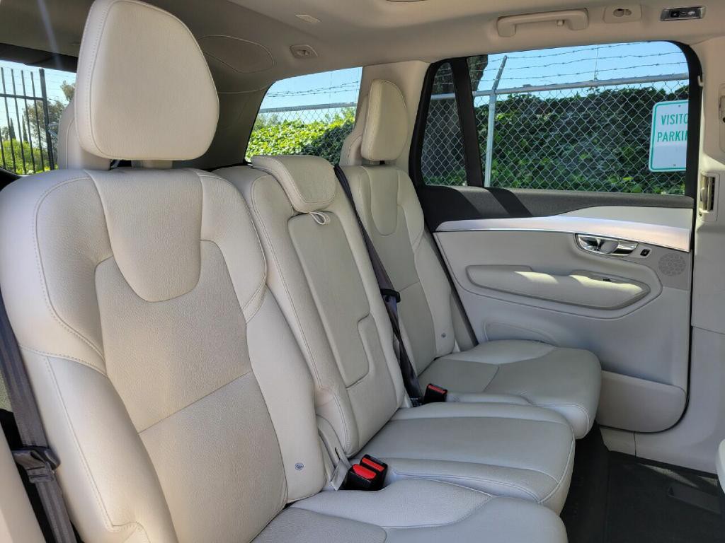 2016 Volvo XC90 Image 26