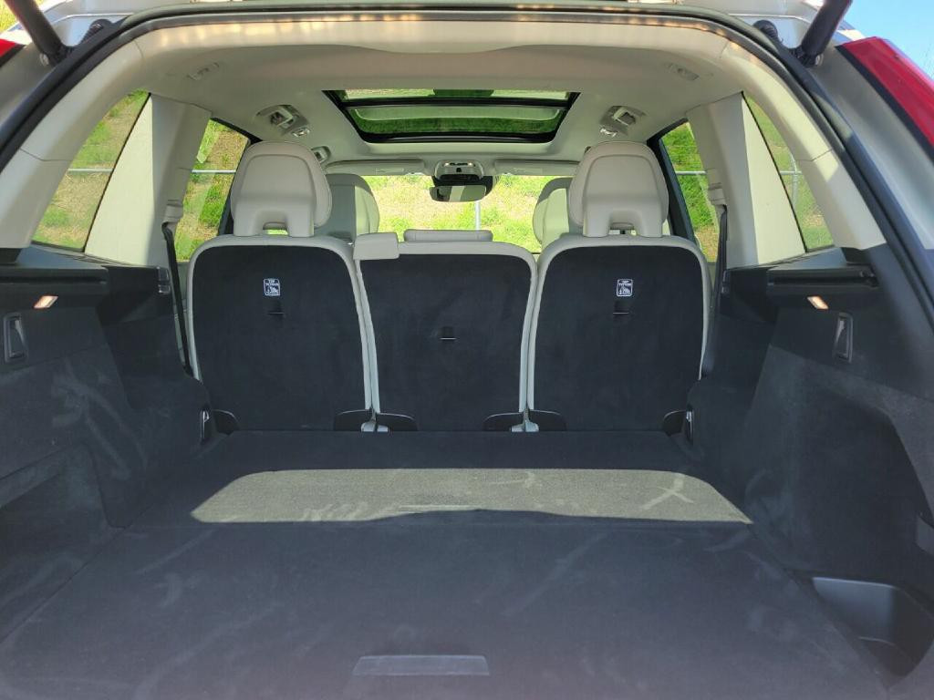 2016 Volvo XC90 Image 29
