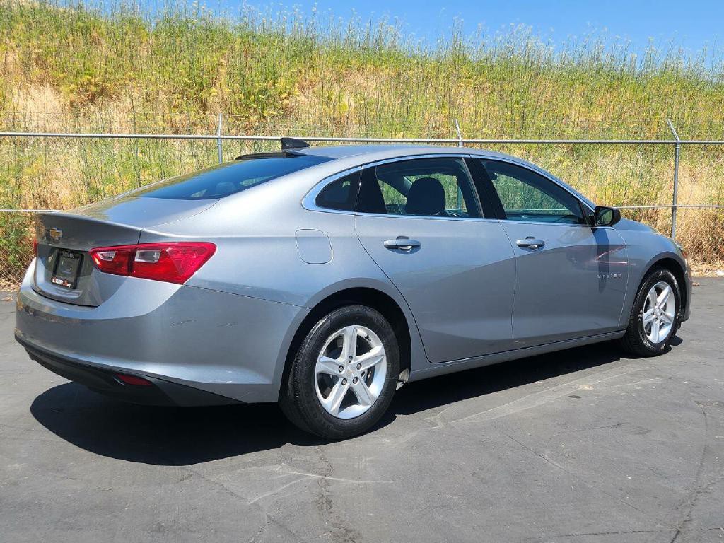 2023 Chevrolet Malibu Image 7