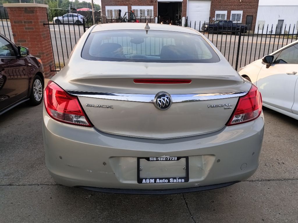 2011 Buick Regal Image 5