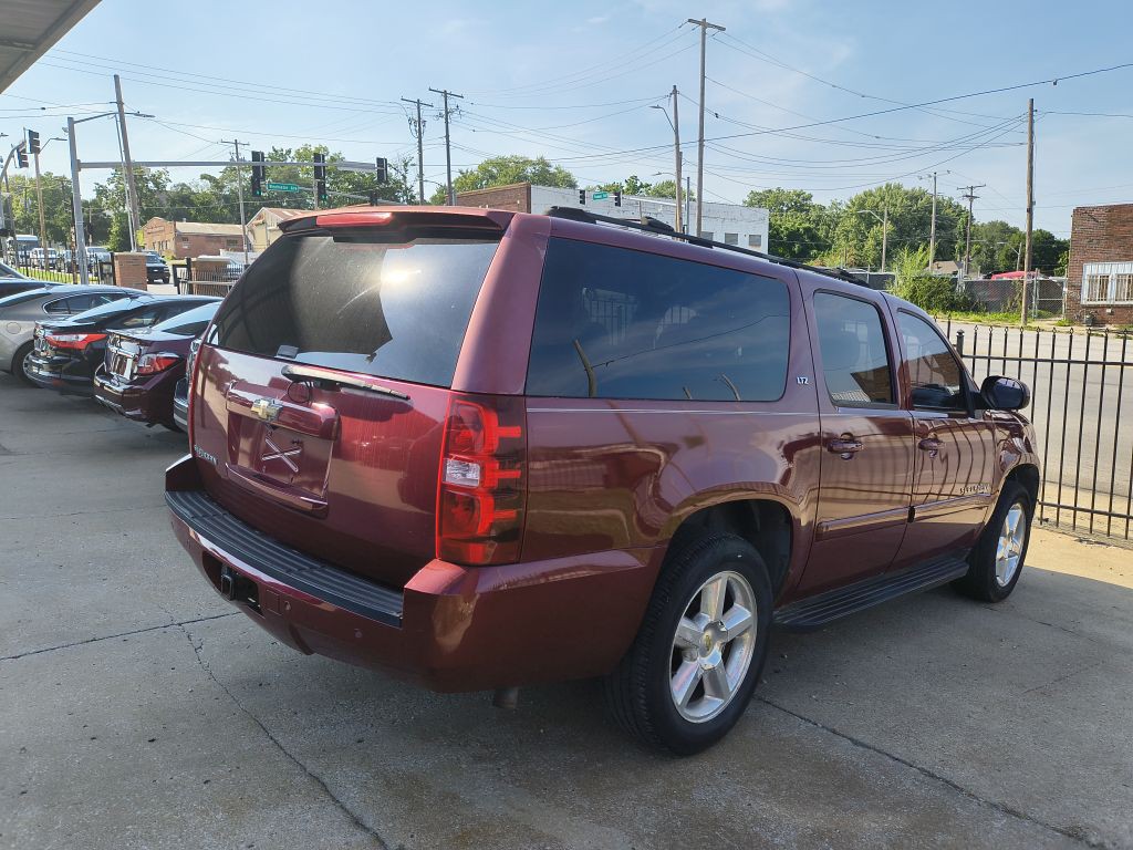 2007 Chevrolet Suburban Image 5