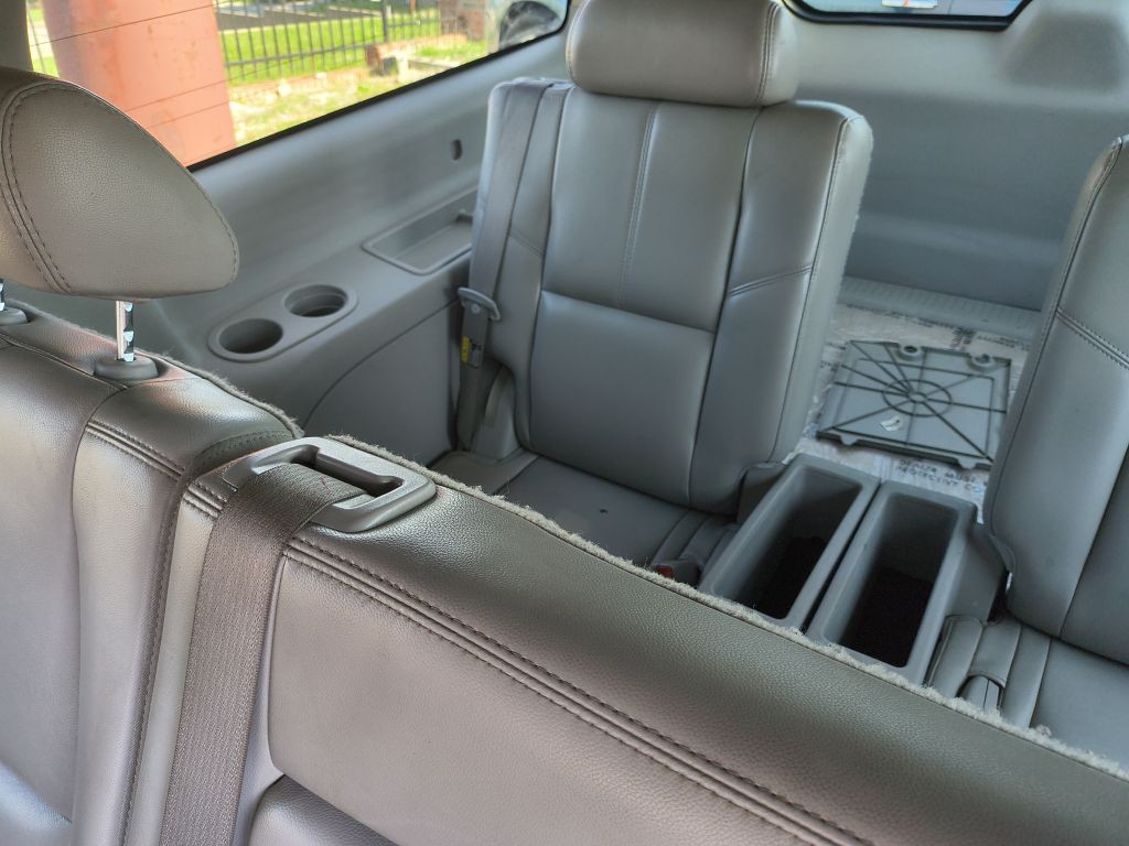 2007 Chevrolet Suburban Image 13