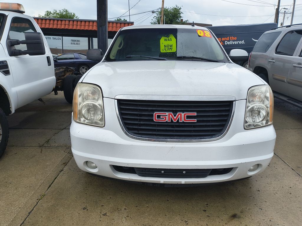 2008 GMC Yukon Image 2