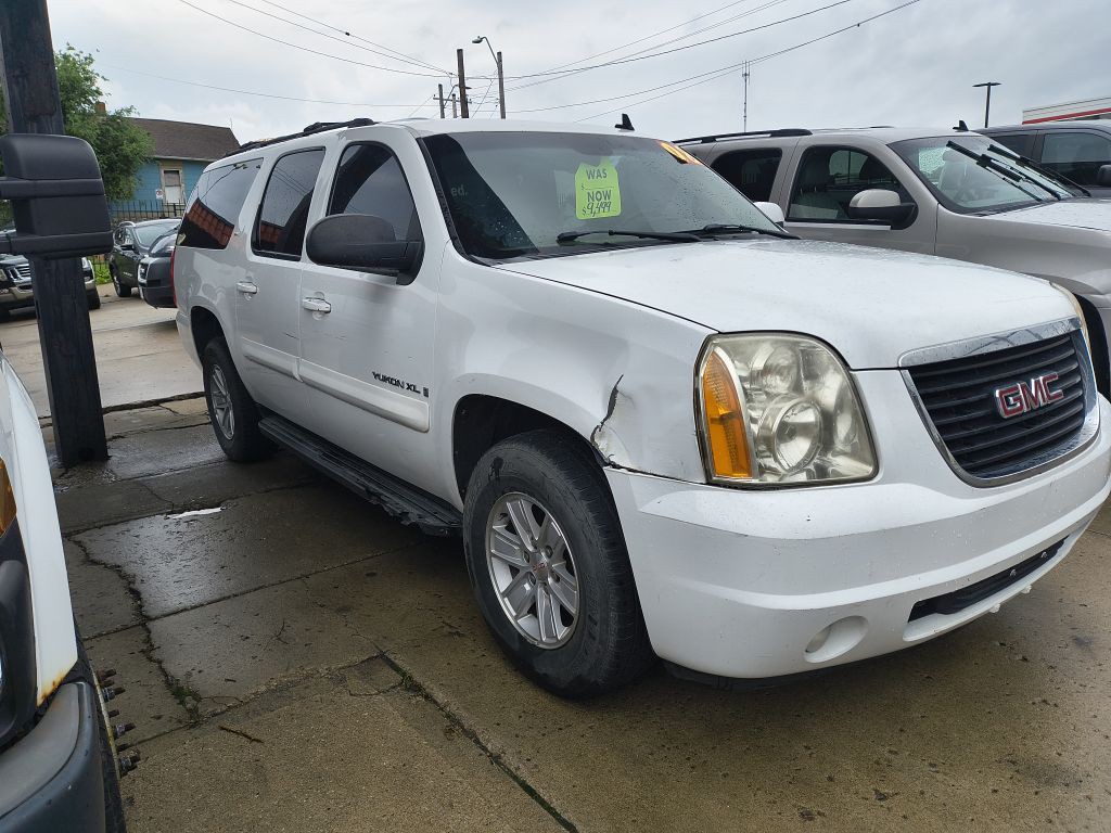2008 GMC Yukon Image 4