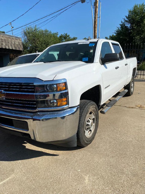 2016 Chevrolet Silverado 1500 Image 2