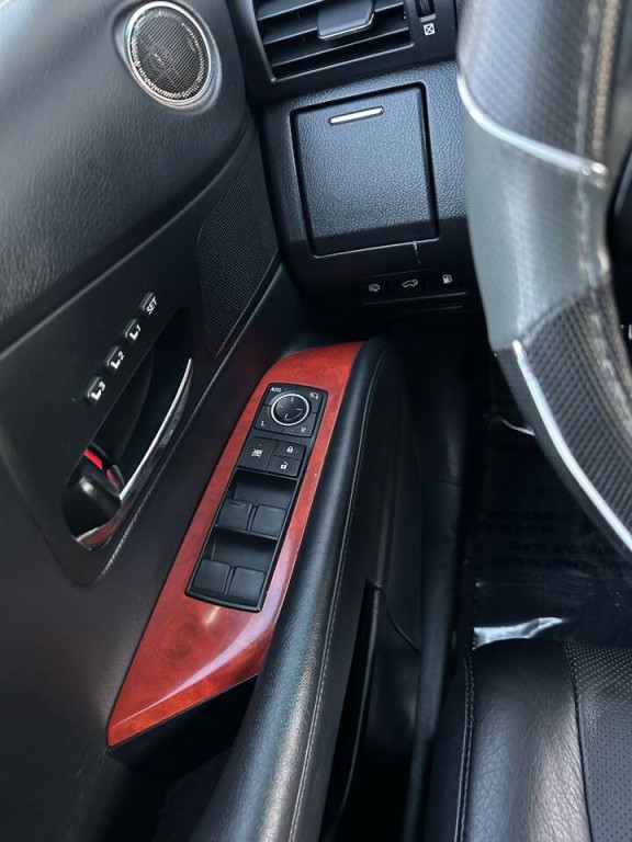 2010 Lexus RX 450h Image 35