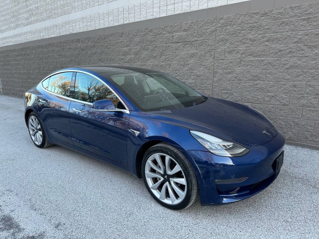2019 Tesla Model 3 Image 17