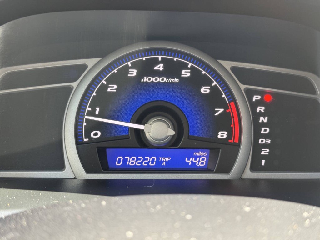 2010 Honda Civic Image 24