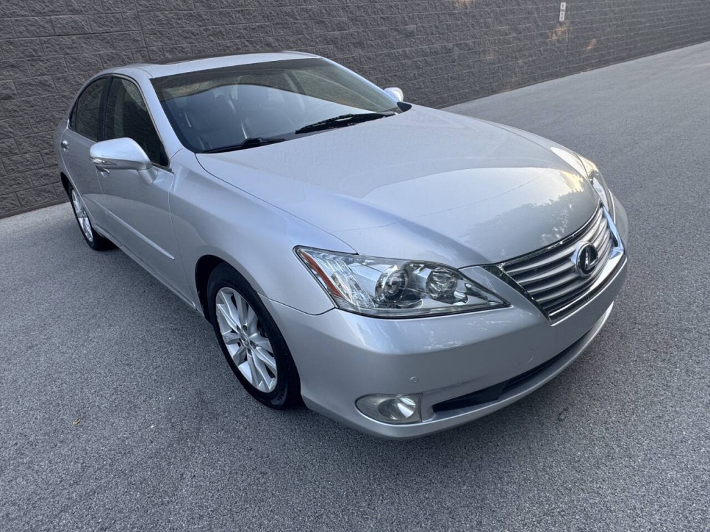 2012 Lexus ES 350 Image 11