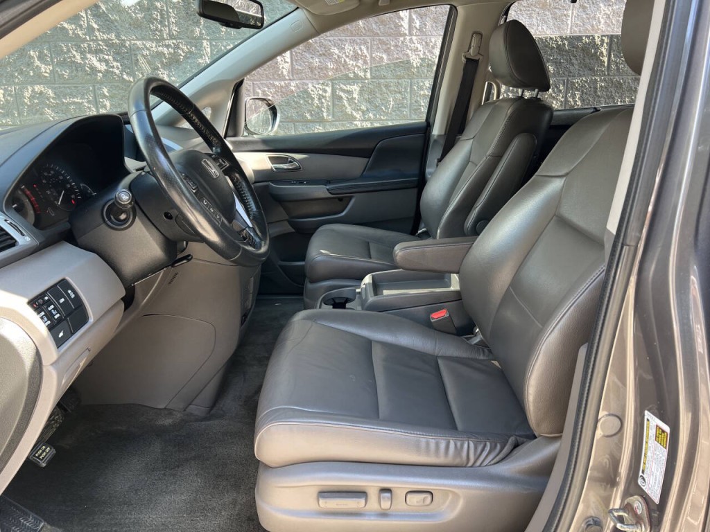 2014 Honda Odyssey Image 11