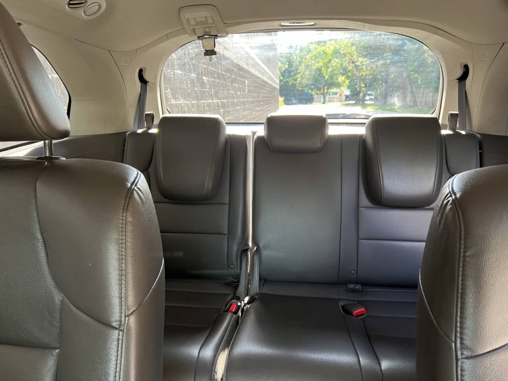 2014 Honda Odyssey Image 17