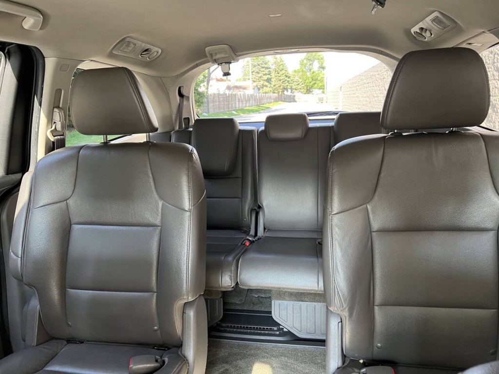 2014 Honda Odyssey Image 36
