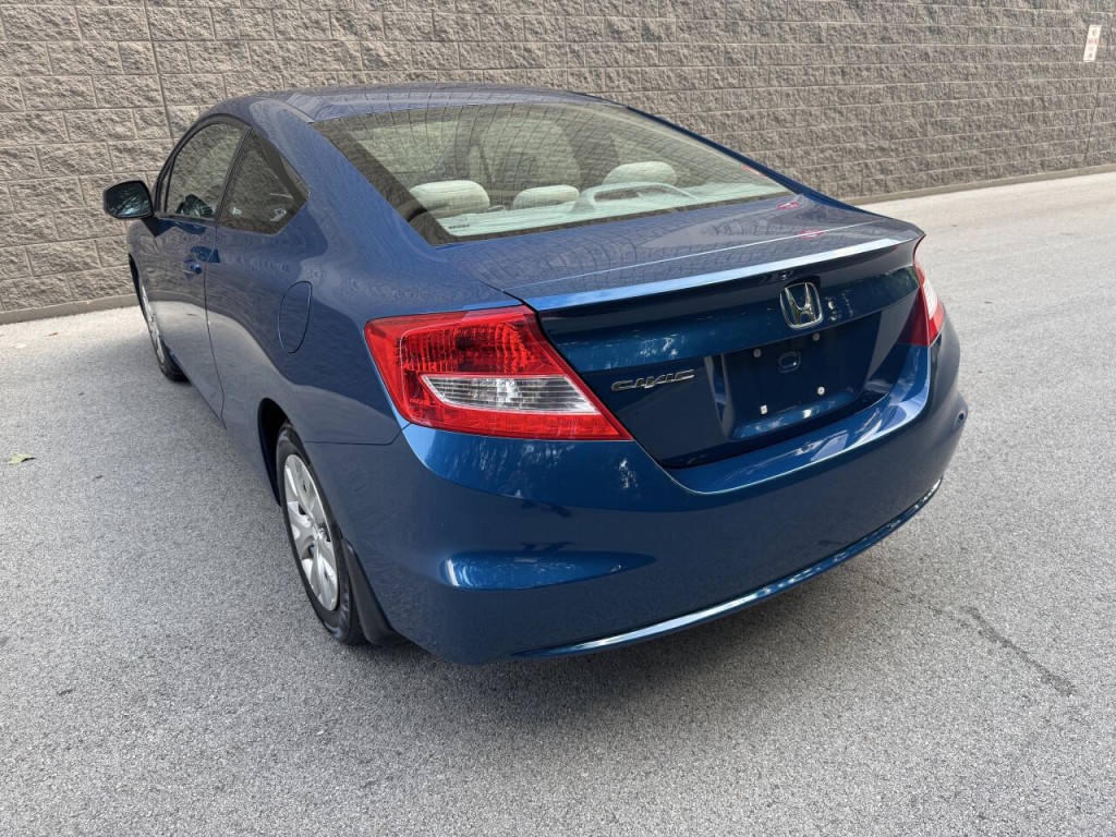 2012 Honda Civic Image 12
