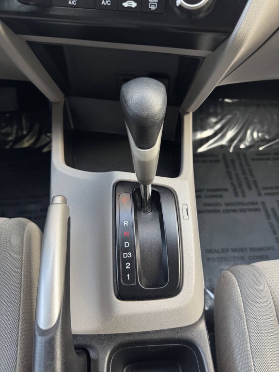2012 Honda Civic Image 22